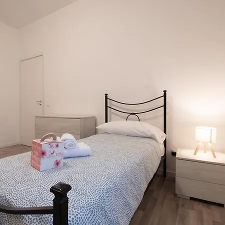 Trilocale Via Veneto - F&l