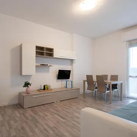 Trilocale Via Veneto - F&l * Brescia