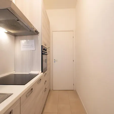 Trilocale Via Veneto - F&l * Brescia